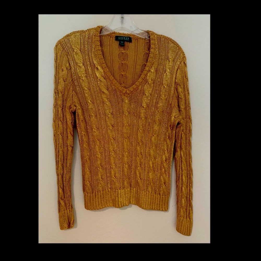 Ralph Lauren, sophisticated gold V-neck. Medium size. Never worn.